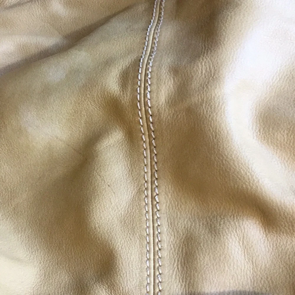Coldwater Creek Buff Yellow Leather Hobo Bag